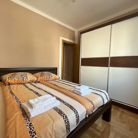 Trusina Apartament *